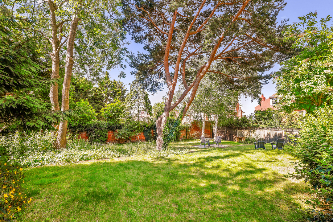 1 bed apartment for sale in Castlebar Hill, Ealing, London, W5  - Property Image 12