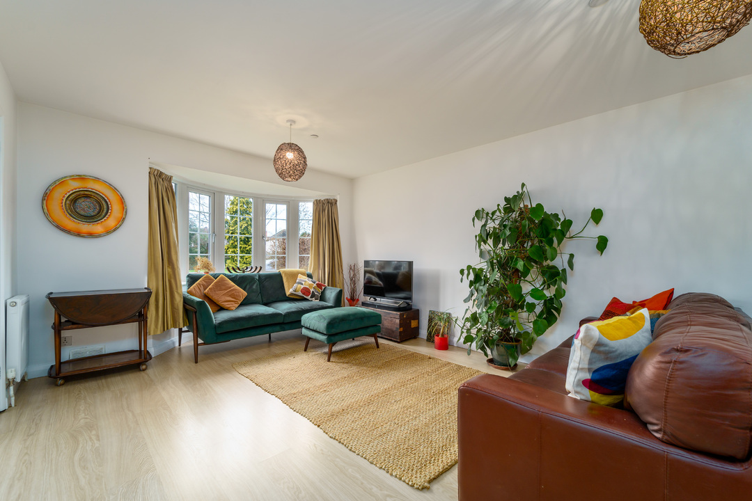 4 bed terraced house for sale in Oakley Close, Church Road, Hanwell, London, W7  - Property Image 5