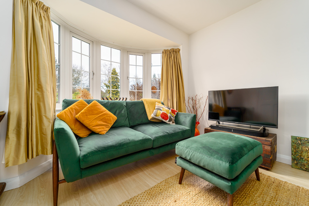 4 bed terraced house for sale in Oakley Close, Church Road, Hanwell, London, W7  - Property Image 3