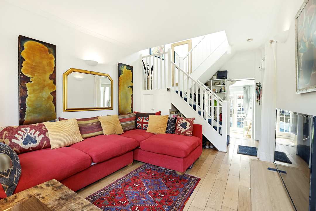 2 bed terraced house for sale in Rochester Mews, Little Ealing Lane, Ealing, London, W5  - Property Image 7