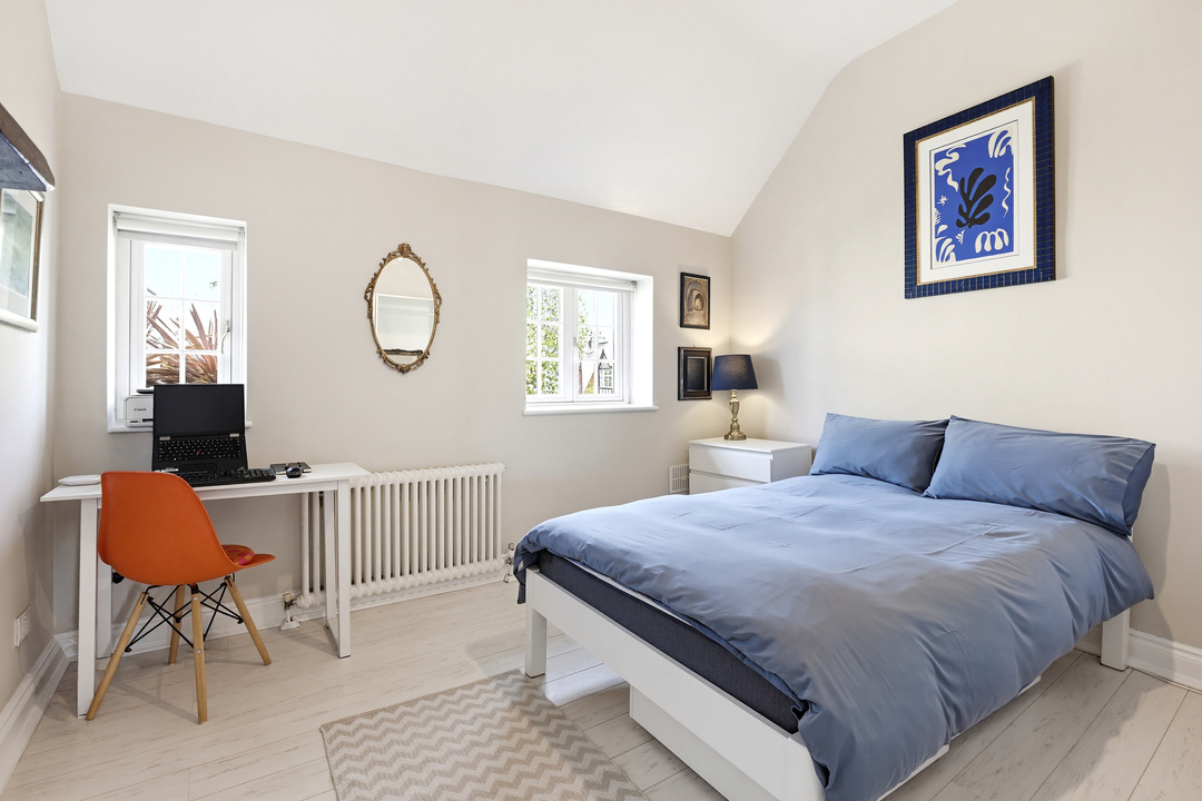 2 bed terraced house for sale in Rochester Mews, Little Ealing Lane, Ealing, London, W5  - Property Image 12