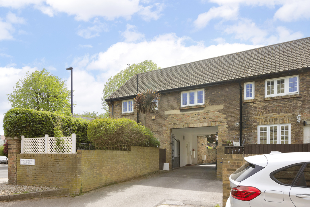 2 bed terraced house for sale in Rochester Mews, Little Ealing Lane, Ealing, London, W5  - Property Image 20