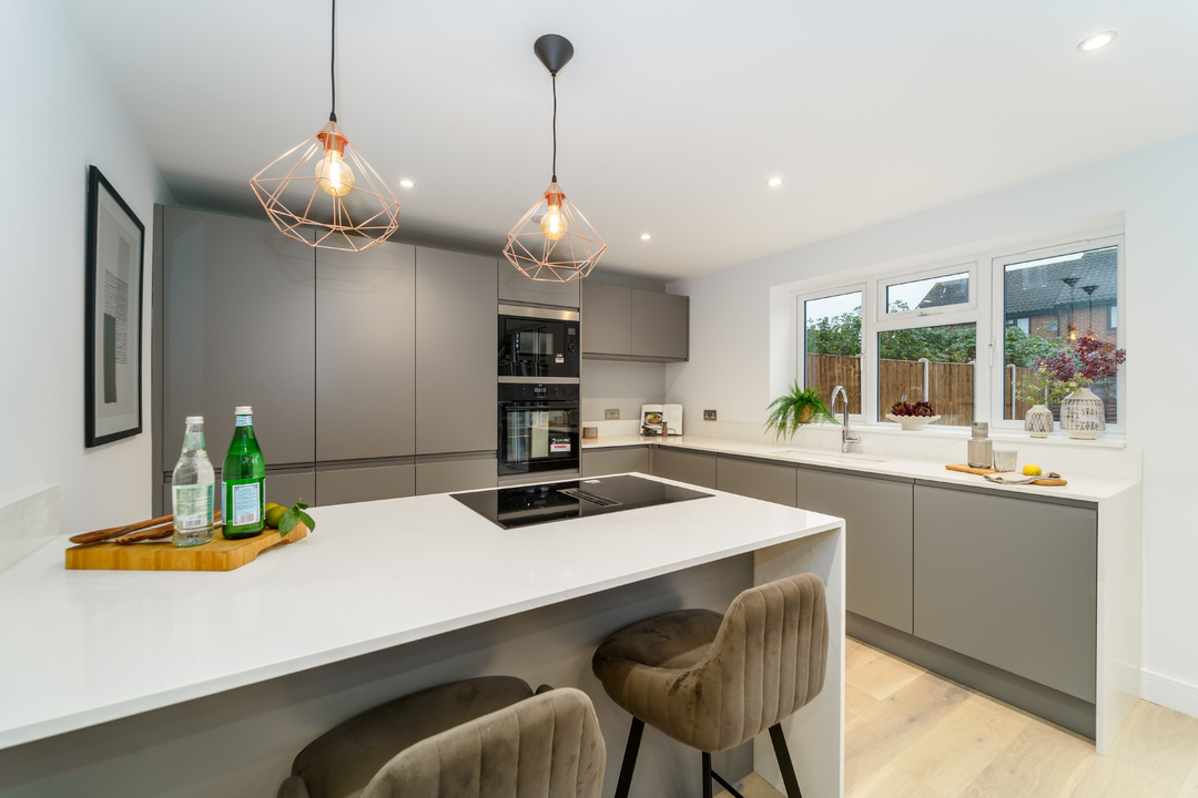 3 bed terraced house for sale in Malthouse Square, Beaconsfield, Buckinghamshire, HP9  - Property Image 13