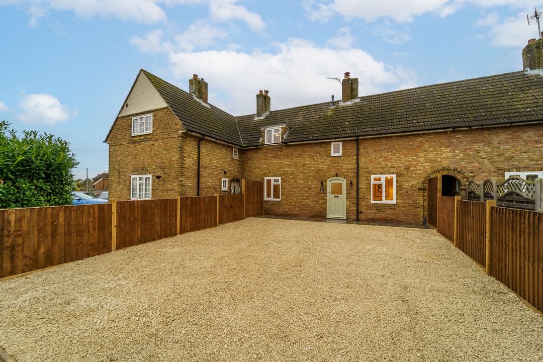 3 bed terraced house for sale in Malthouse Square, Beaconsfield, Buckinghamshire, HP9  - Property Image 24