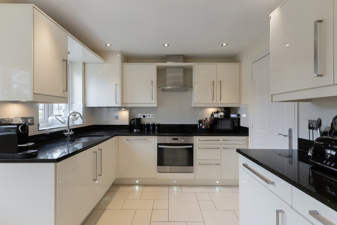 3 bed semi-detached house for sale in Lybury Lane, Redbourn, St. Albans, AL3  - Property Image 3