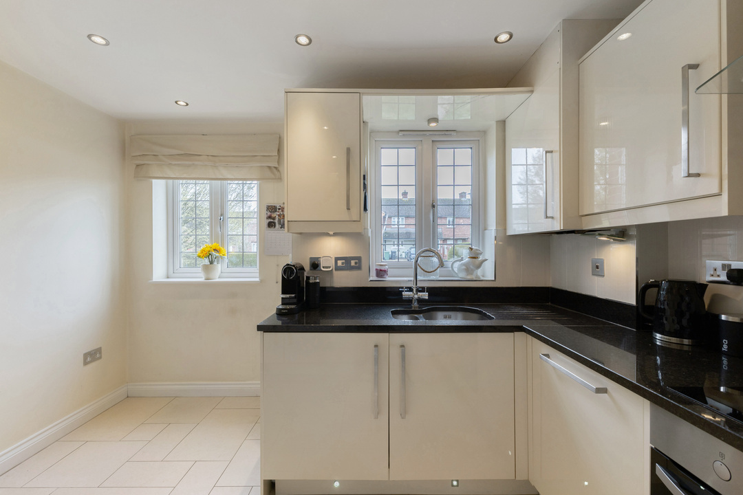 3 bed semi-detached house for sale in Lybury Lane, Redbourn, St. Albans, AL3  - Property Image 12