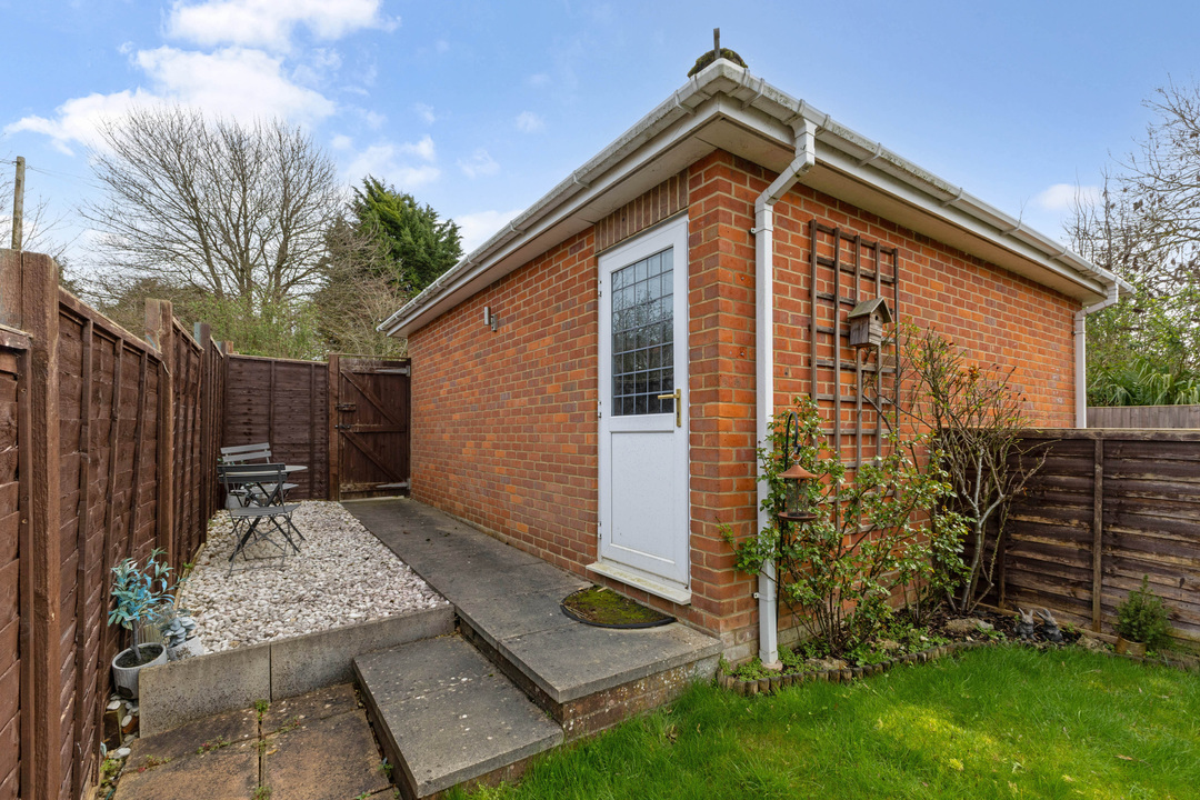 3 bed semi-detached house for sale in Lybury Lane, Redbourn, St. Albans, AL3  - Property Image 27