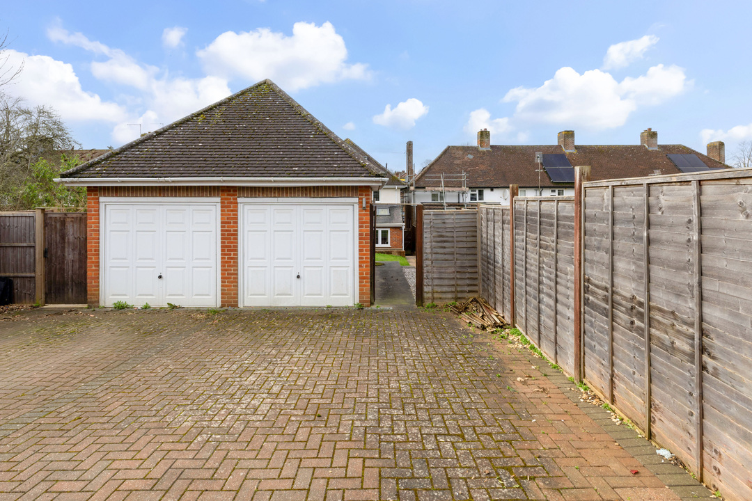 3 bed semi-detached house for sale in Lybury Lane, Redbourn, St. Albans, AL3  - Property Image 28