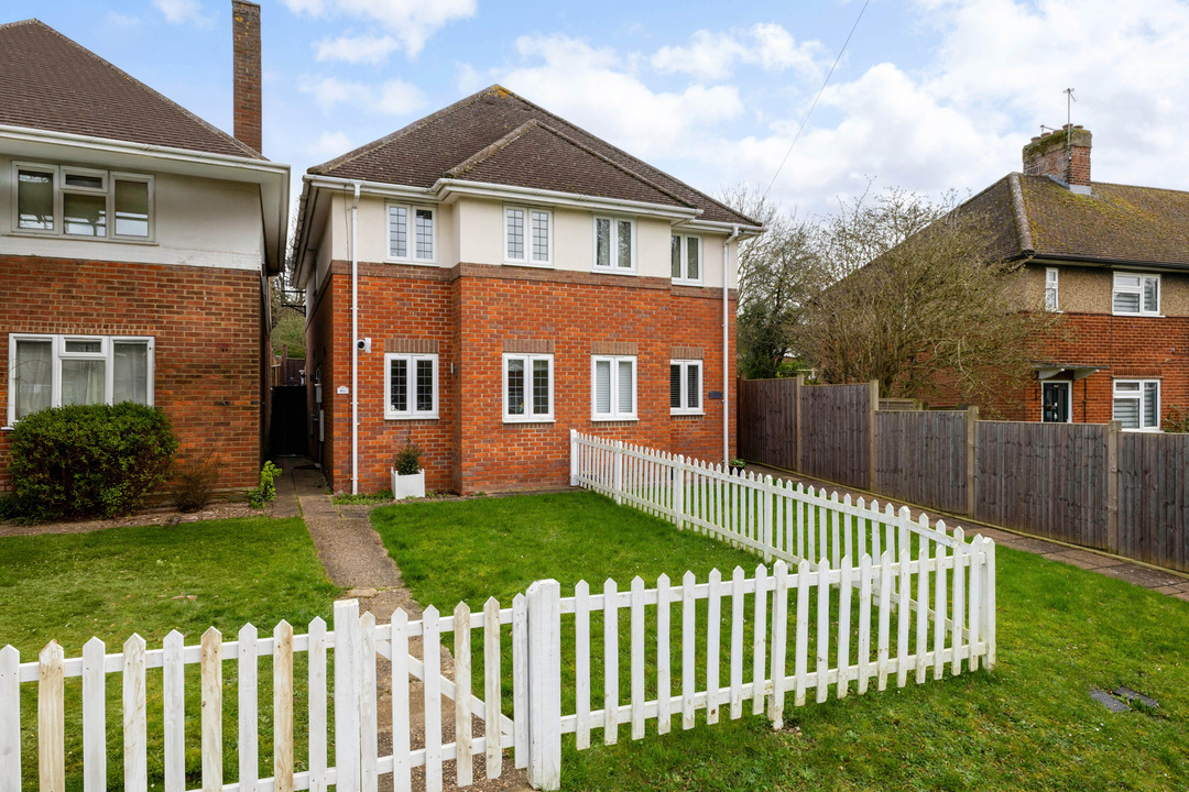 3 bed semi-detached house for sale in Lybury Lane, Redbourn, St. Albans, AL3  - Property Image 29