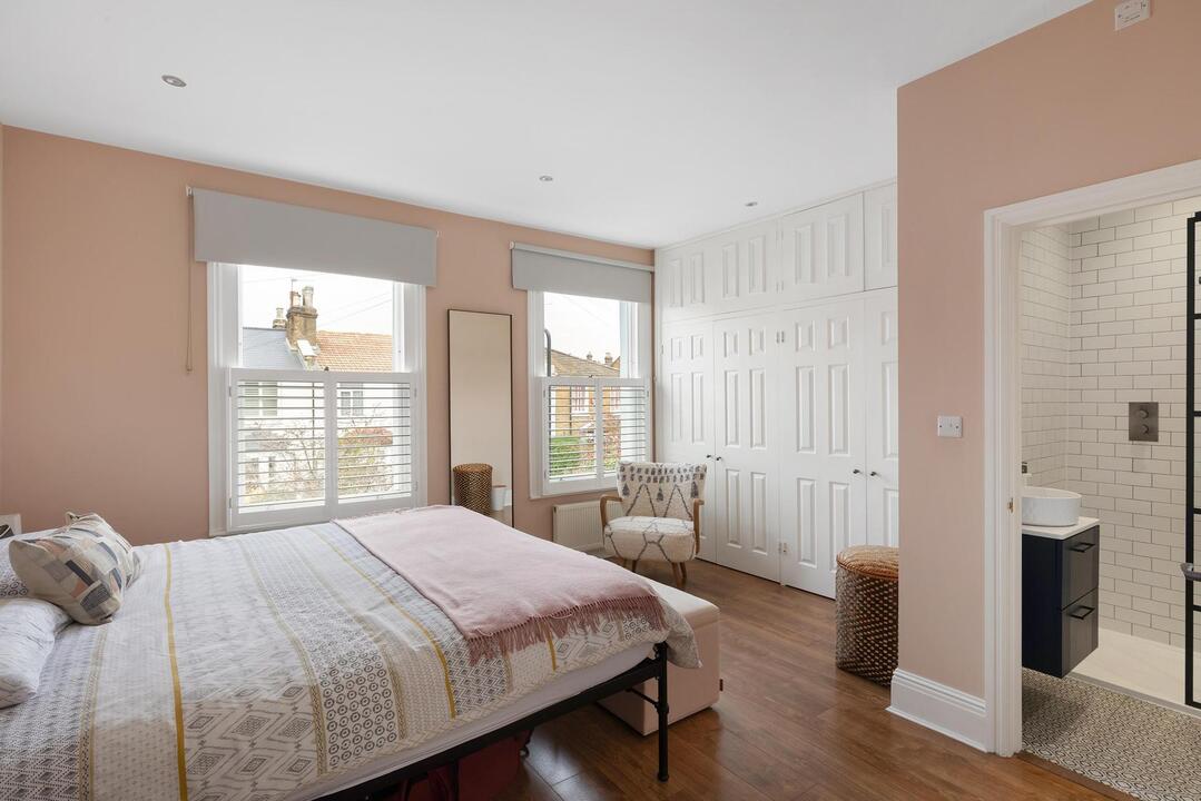 5 bed semi-detached house for sale in Shakespeare Road, Acton, London, W3  - Property Image 9
