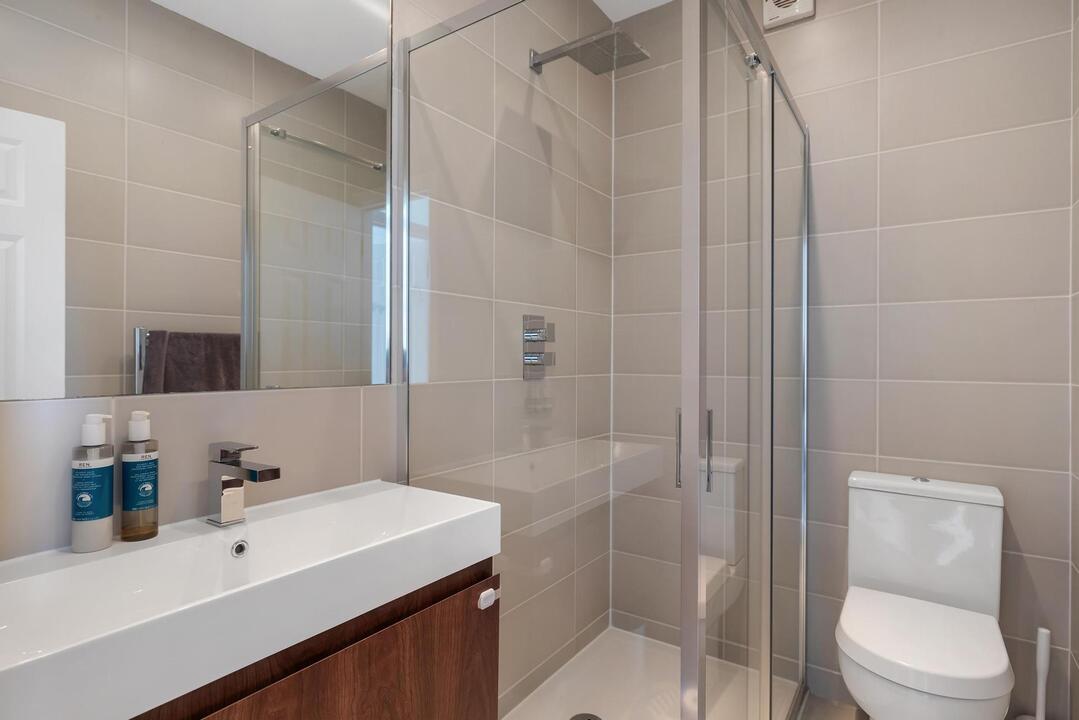 5 bed semi-detached house for sale in Shakespeare Road, Acton, London, W3  - Property Image 13