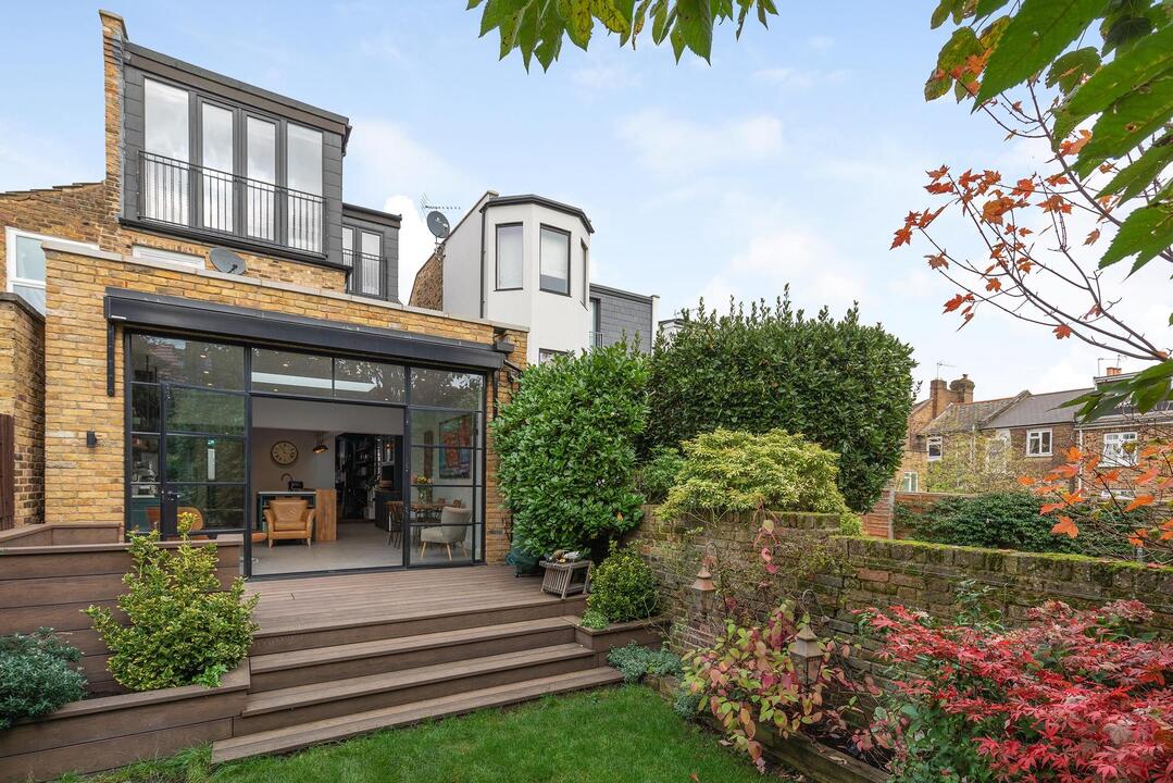 5 bed semi-detached house for sale in Shakespeare Road, Acton, London, W3  - Property Image 14