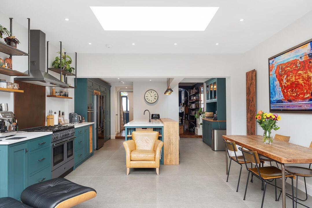 5 bed semi-detached house for sale in Shakespeare Road, Acton, London, W3  - Property Image 16