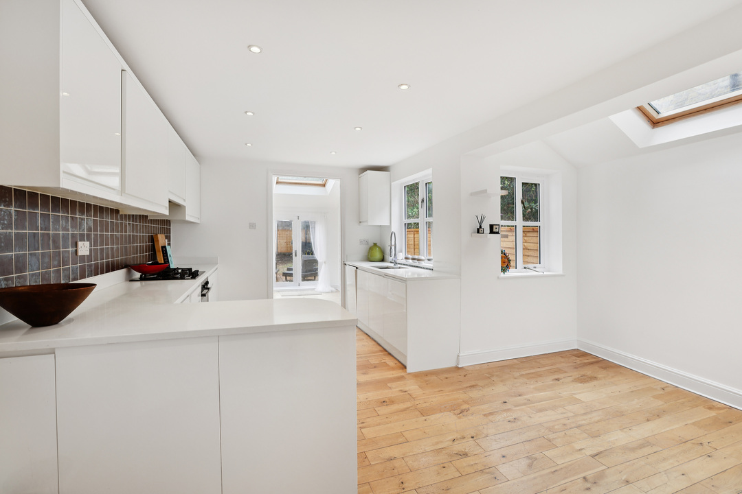5 bed terraced house for sale in Endsleigh Road, Ealing, London, W13  - Property Image 7