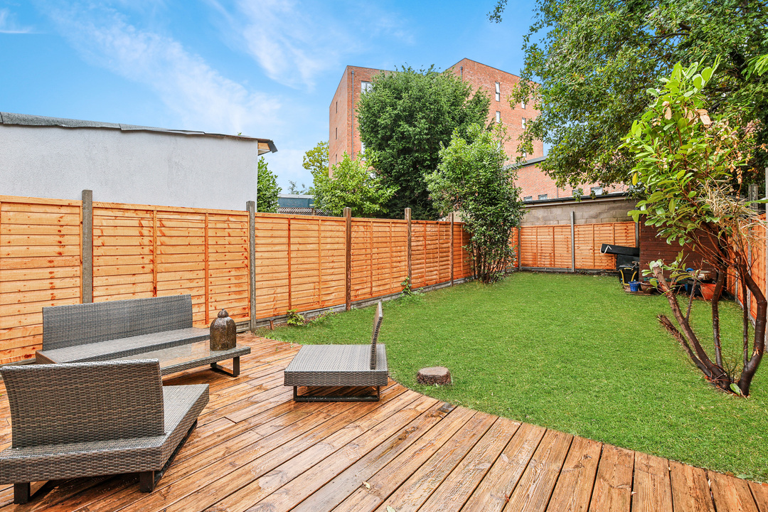 5 bed terraced house for sale in Endsleigh Road, Ealing, London, W13  - Property Image 3