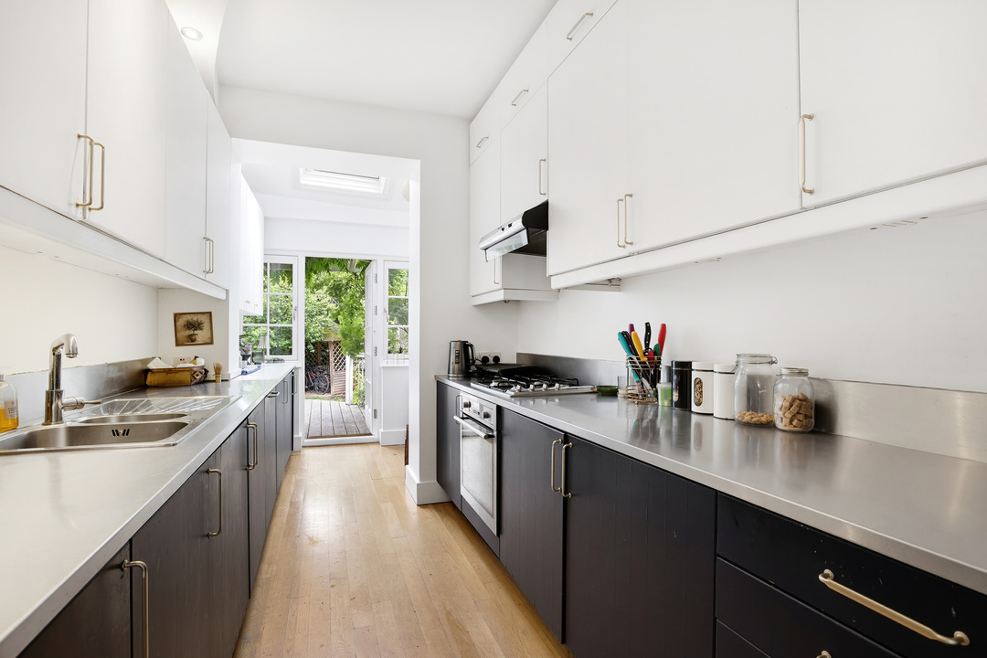 4 bed semi-detached house for sale in Ludlow Road, Ealing, London, W5  - Property Image 8