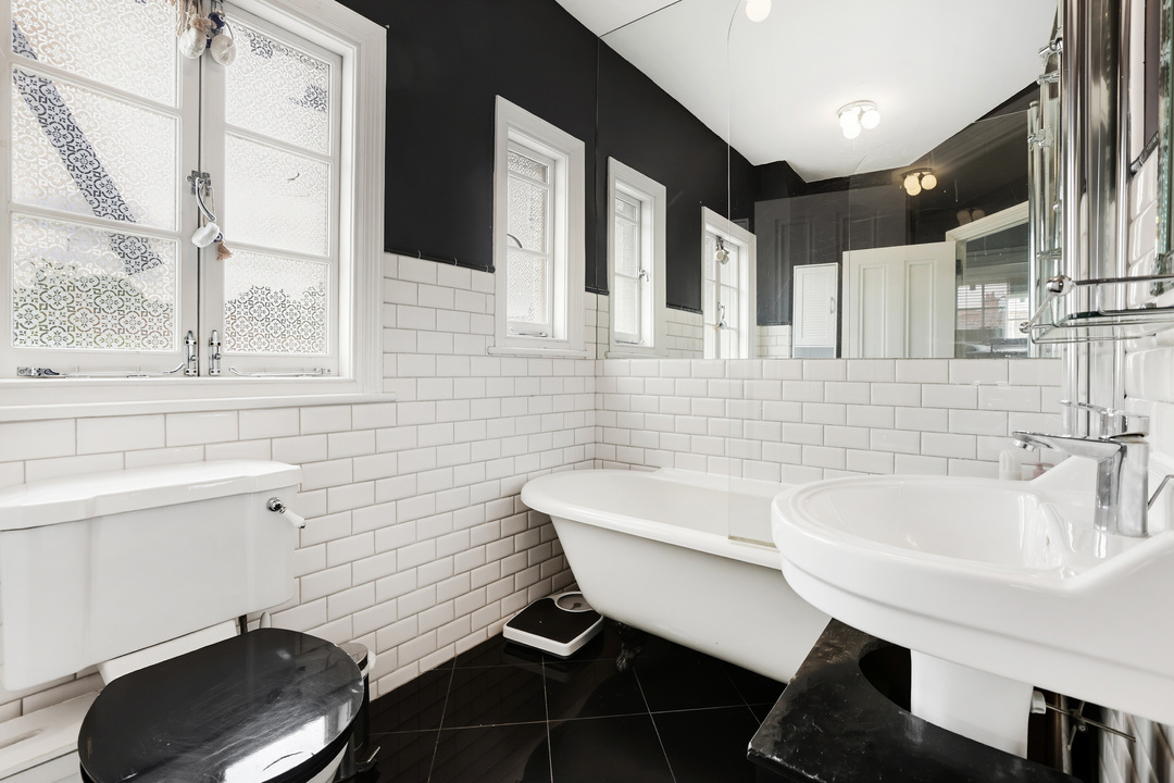 4 bed semi-detached house for sale in Ludlow Road, Ealing, London, W5  - Property Image 13