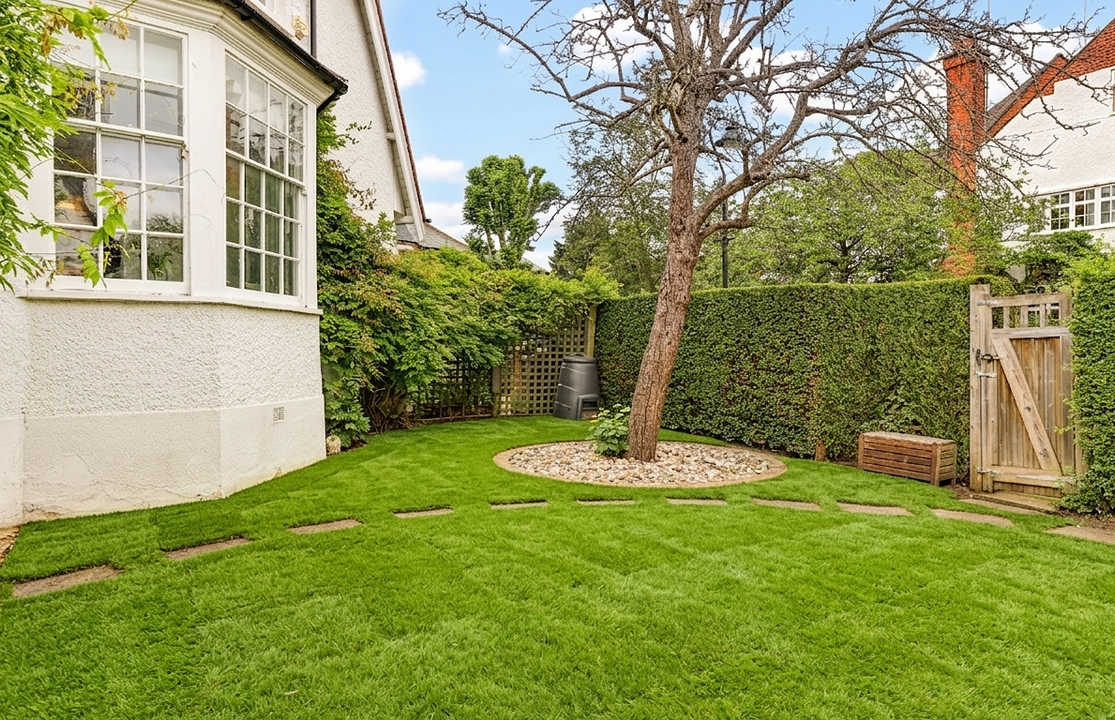 4 bed semi-detached house for sale in Ludlow Road, Ealing, London, W5  - Property Image 18