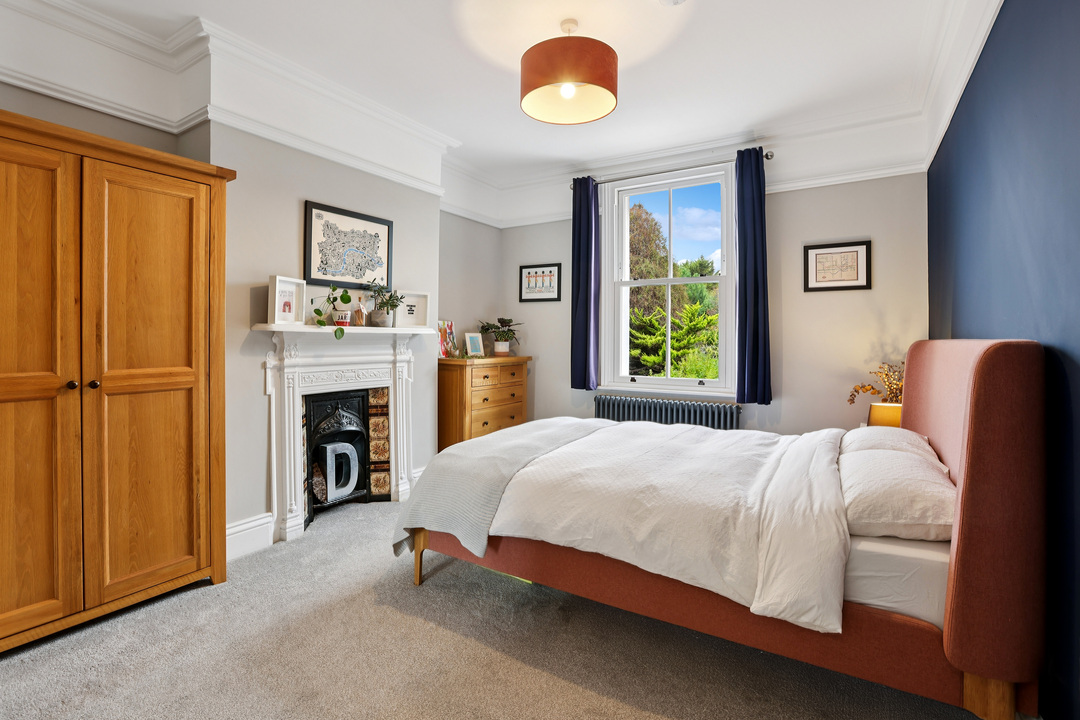 5 bed semi-detached house for sale in Elers Road, Ealing, London, W13  - Property Image 15