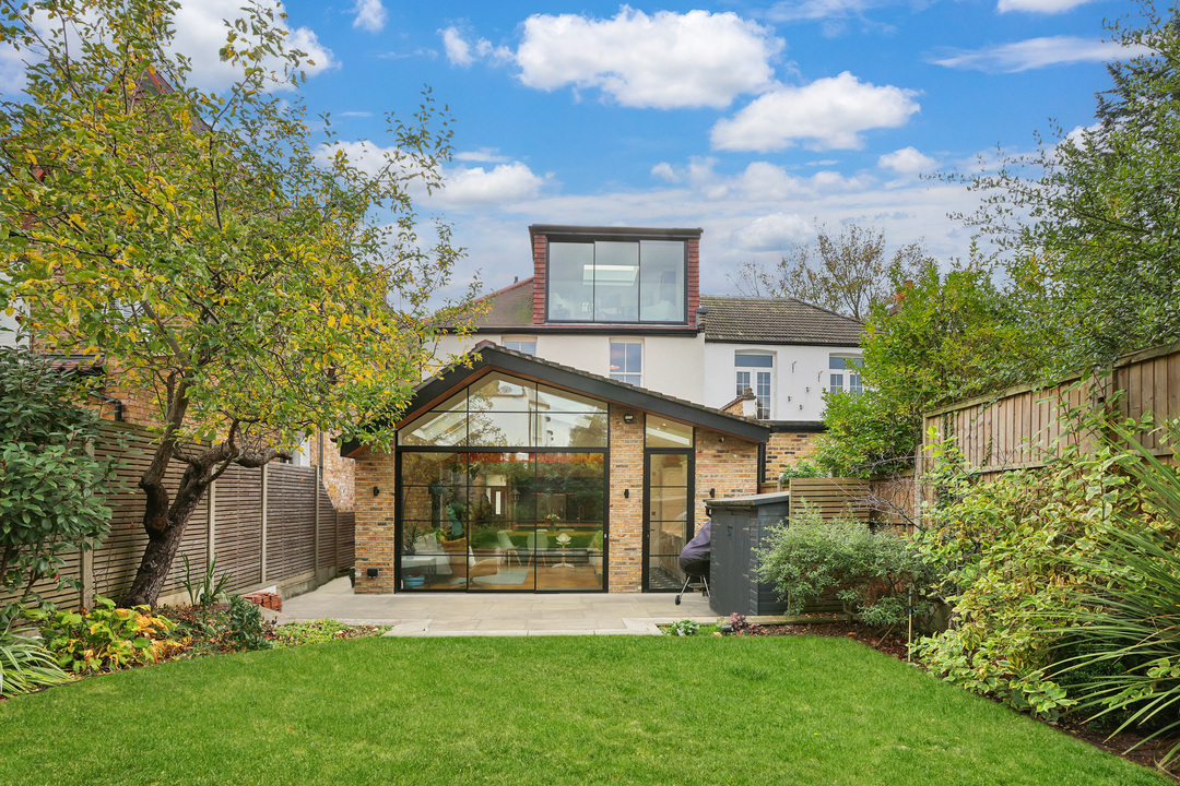 5 bed semi-detached house for sale in Elers Road, Ealing, London, W13  - Property Image 6