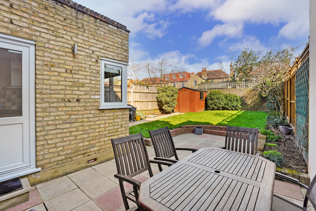 5 bed semi-detached house for sale in Waldemar Avenue, Ealing, London, W13  - Property Image 4