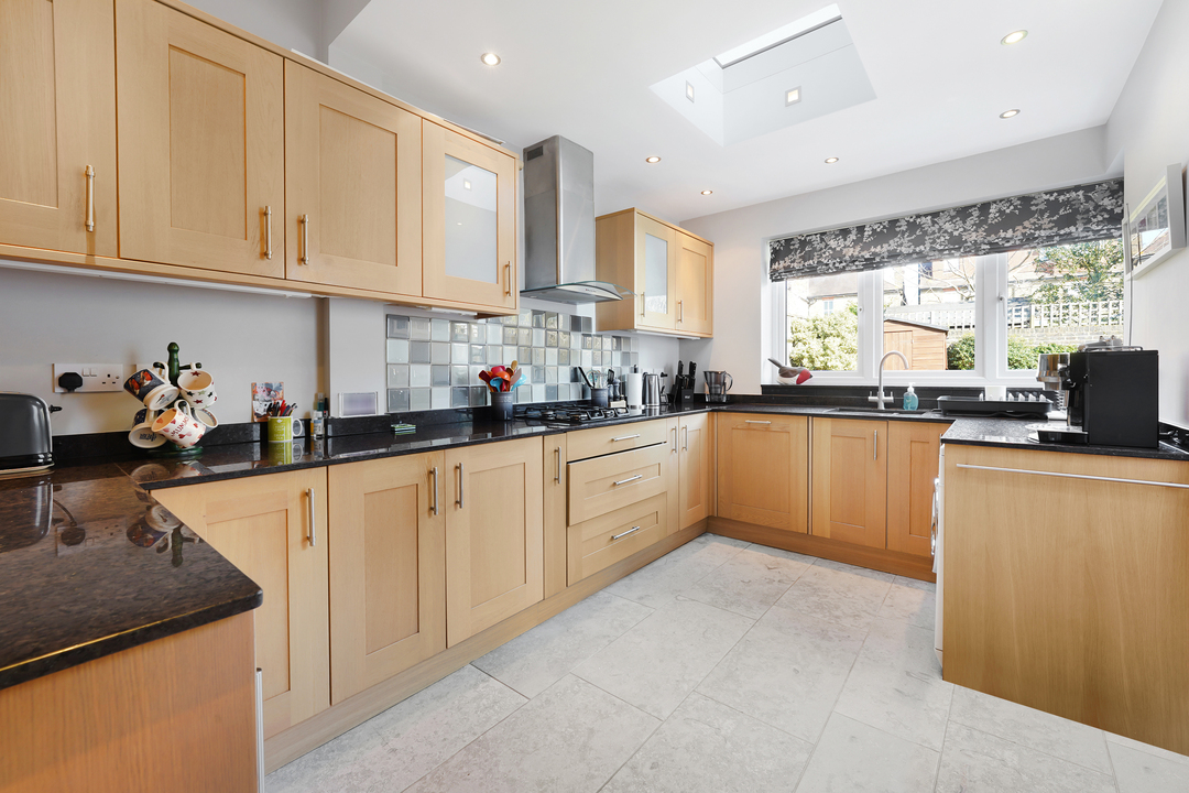 5 bed semi-detached house for sale in Waldemar Avenue, Ealing, London, W13  - Property Image 9