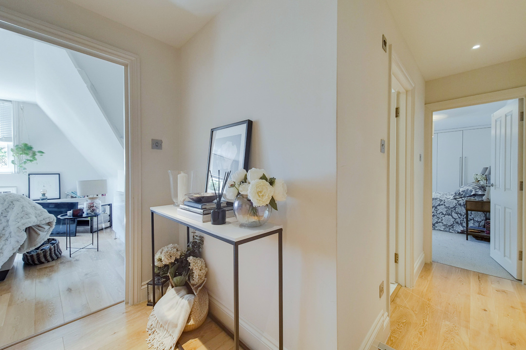 1 bed apartment to rent in North Common Road, Ealing, London, W5  - Property Image 11