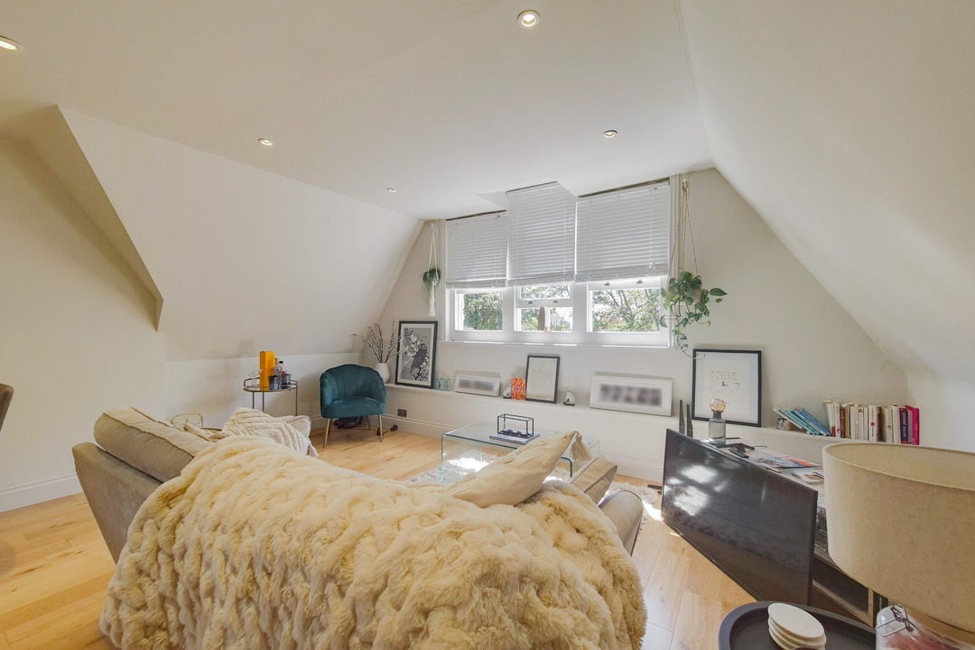 1 bed apartment to rent in North Common Road, Ealing, London, W5  - Property Image 4