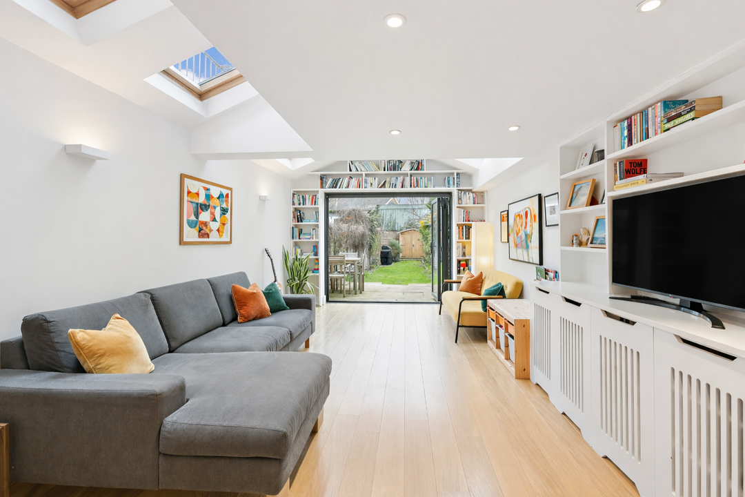 4 bed terraced house for sale in Orchard Road, Brentford, London, TW8  - Property Image 10