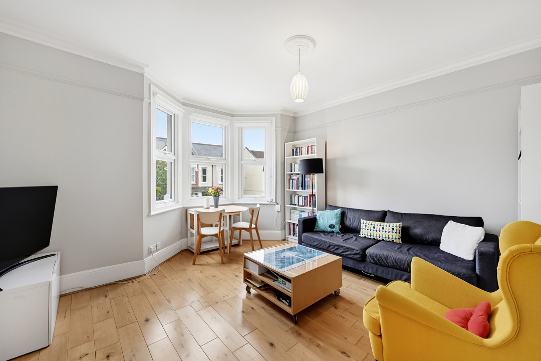 3 bed apartment to rent in Seaford Road, Ealing, London, W13  - Property Image 4