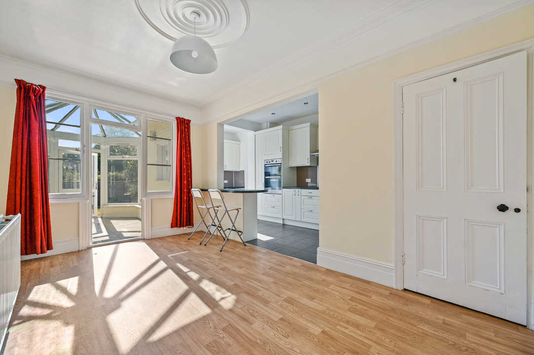 4 bed terraced house to rent in St. Georges Avenue, Ealing, London, W5  - Property Image 5
