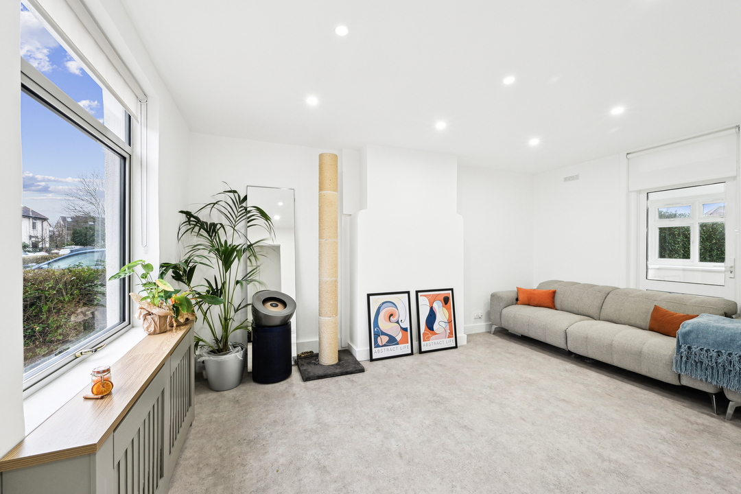 3 bed semi-detached house for sale in Walton Way, Acton, London, W3  - Property Image 6