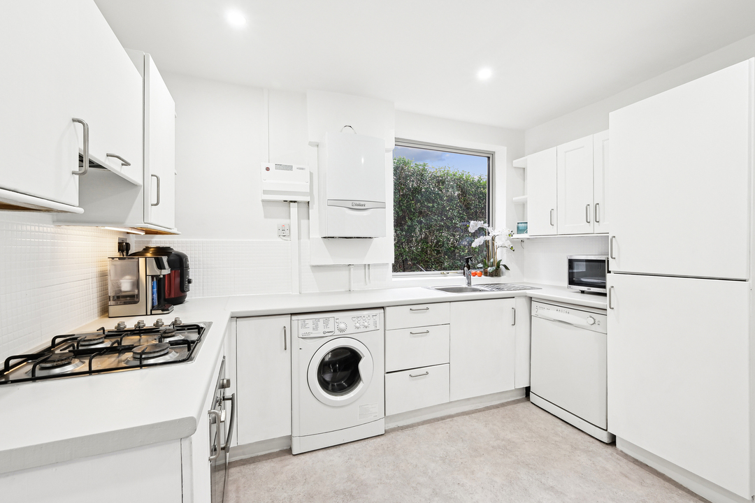 3 bed semi-detached house for sale in Walton Way, Acton, London, W3  - Property Image 2