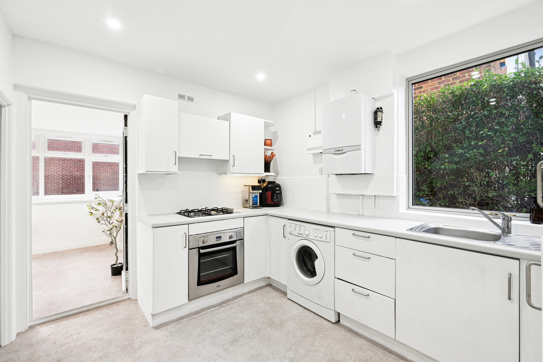 3 bed semi-detached house for sale in Walton Way, Acton, London, W3  - Property Image 11
