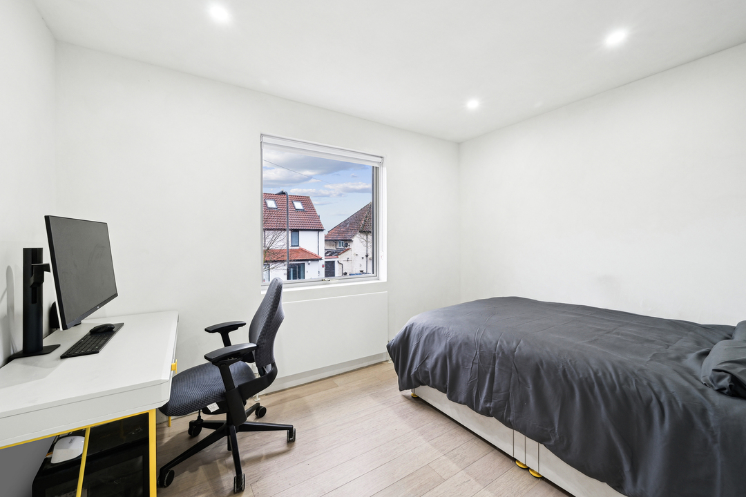 3 bed semi-detached house for sale in Walton Way, Acton, London, W3  - Property Image 13