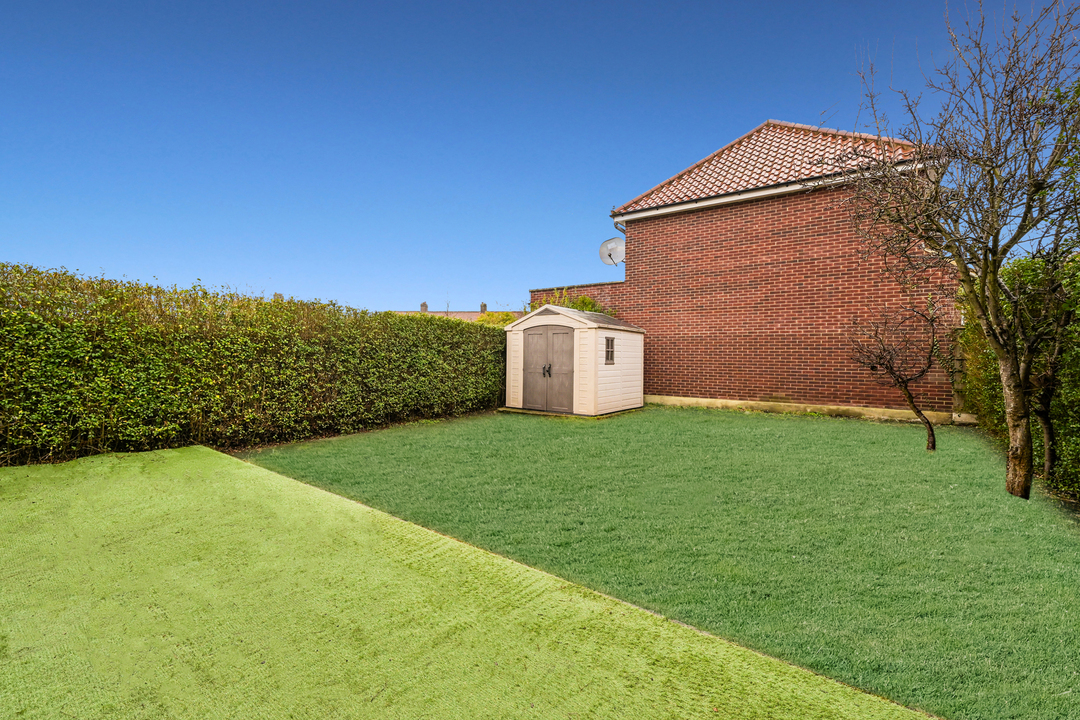 3 bed semi-detached house for sale in Walton Way, Acton, London, W3  - Property Image 15