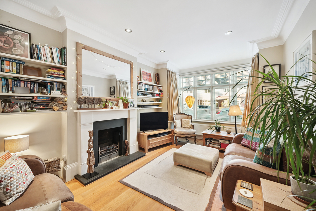 5 bed terraced house for sale in Highview Road, Ealing, London, W13  - Property Image 5