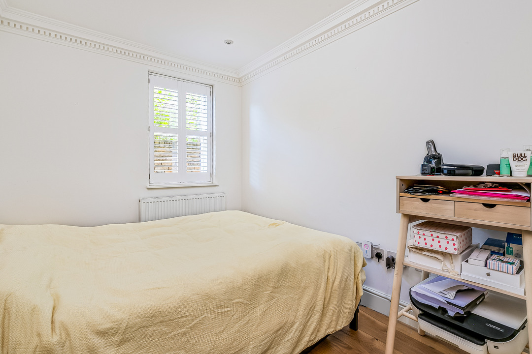 2 bed apartment for sale in Hamilton Road, Ealing, London, W5  - Property Image 12
