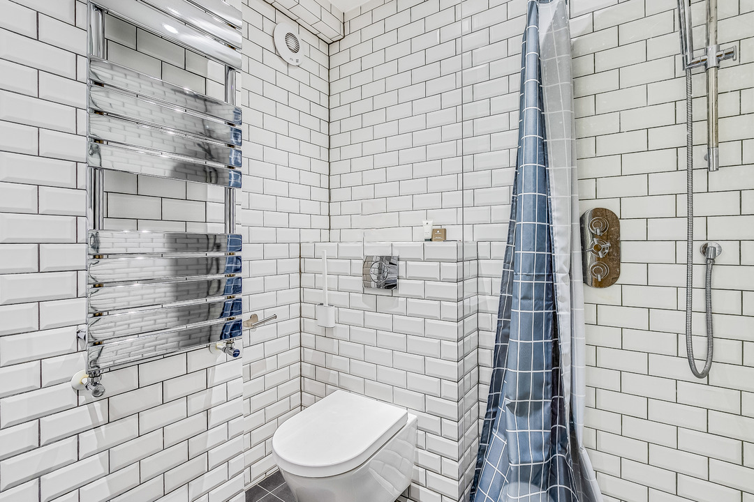 2 bed apartment for sale in Hamilton Road, Ealing, London, W5  - Property Image 9