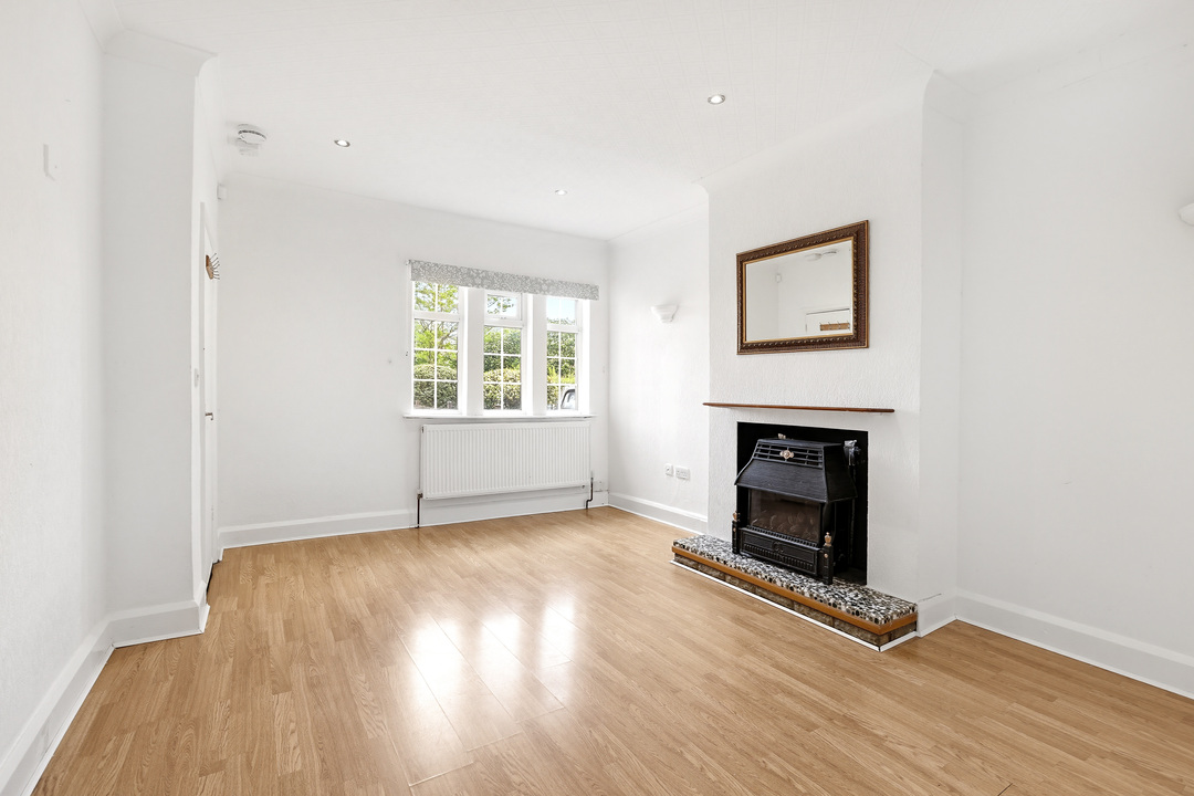 4 bed semi-detached house for sale in Argyle Road, Ealing, London, W13  - Property Image 5