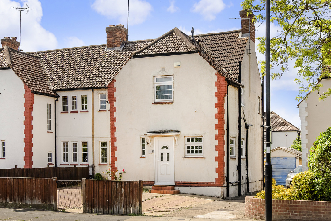 4 bed semi-detached house for sale in Argyle Road, Ealing, London, W13  - Property Image 17