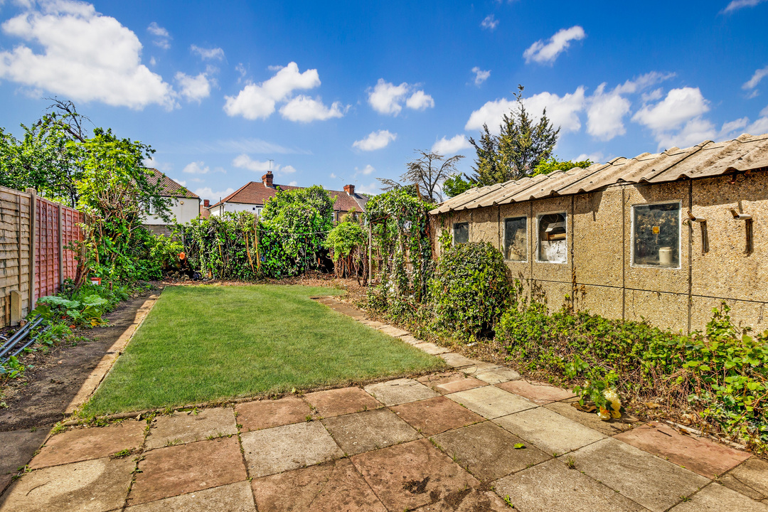 4 bed semi-detached house for sale in Argyle Road, Ealing, London, W13  - Property Image 2