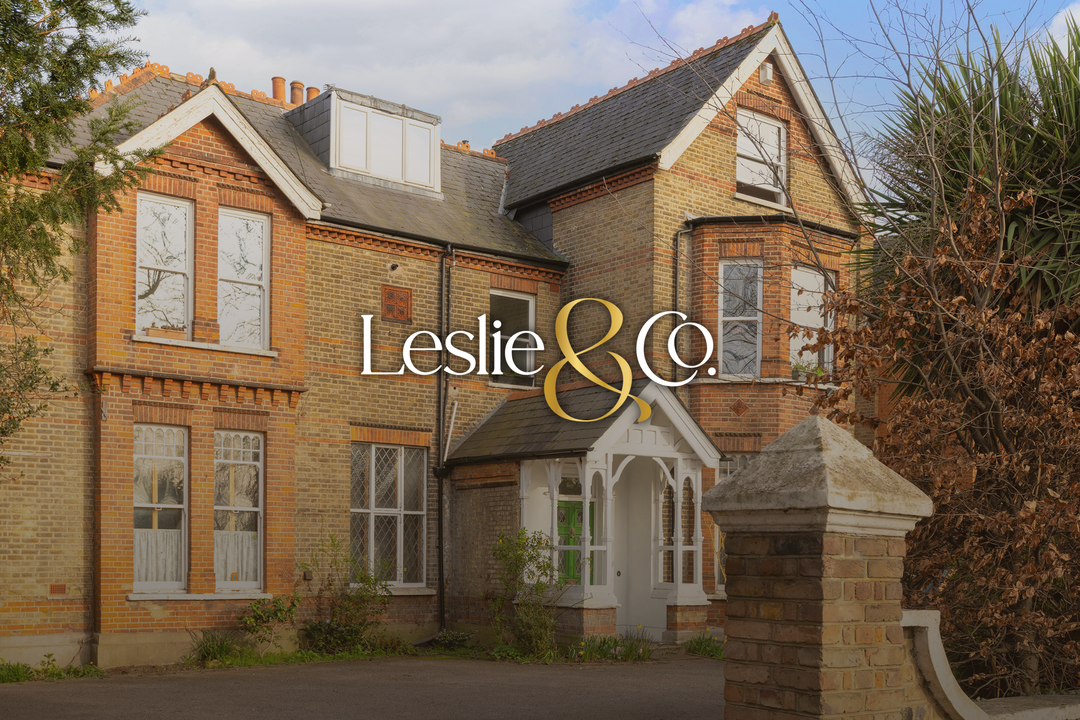 1 bed apartment for sale in Gunnersbury Avenue, Ealing, London, W5  - Property Image 1