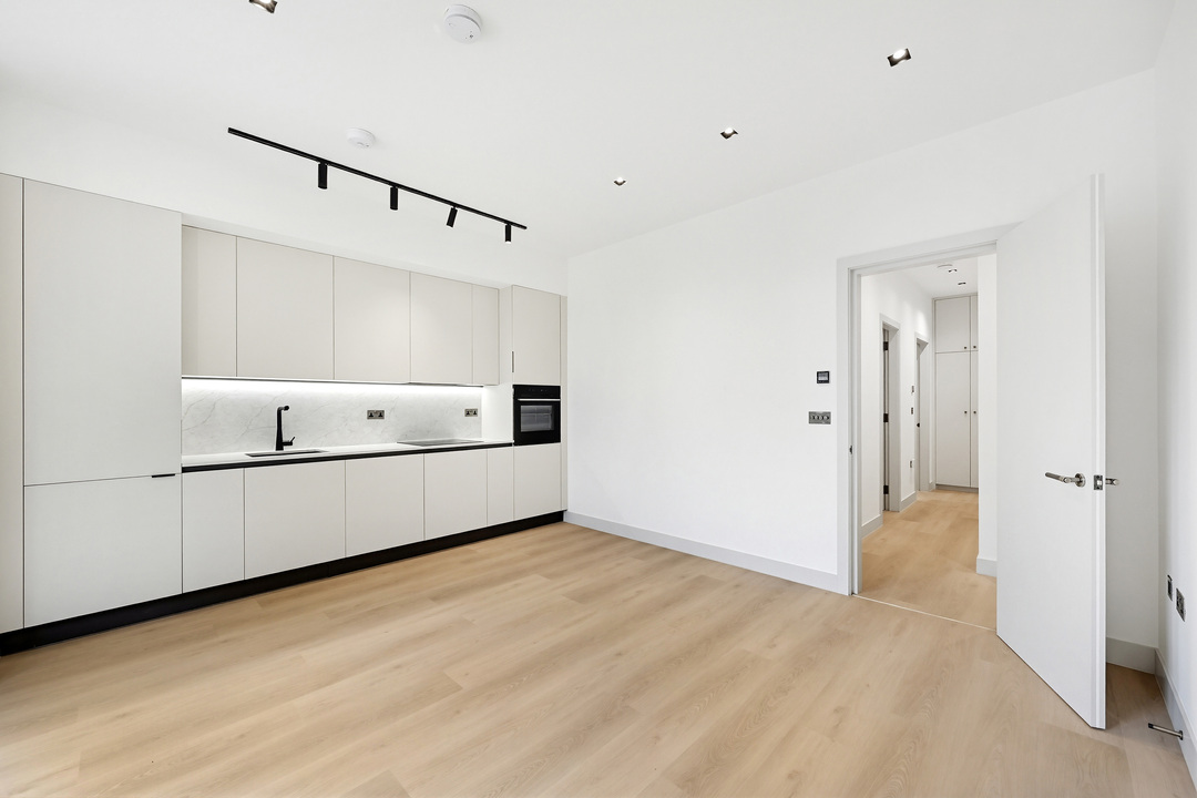 2 bed apartment to rent in Mayleaf House, Twyford Avenue, Ealing  - Property Image 8