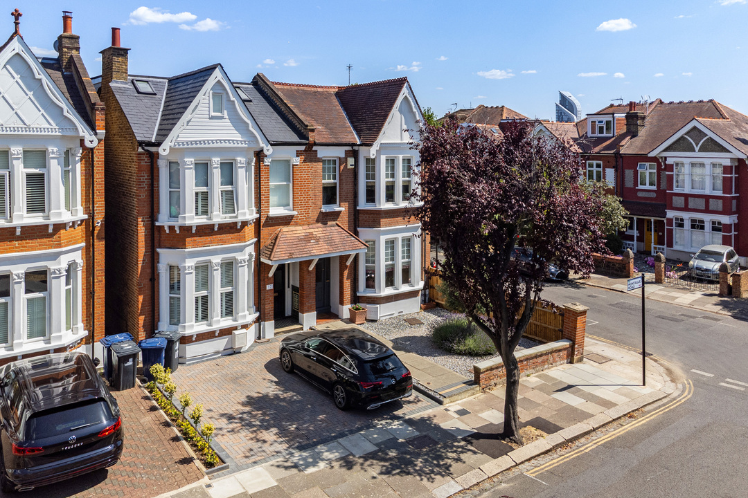 4 bed semi-detached house for sale in Montague Road, Ealing, London, W13  - Property Image 13