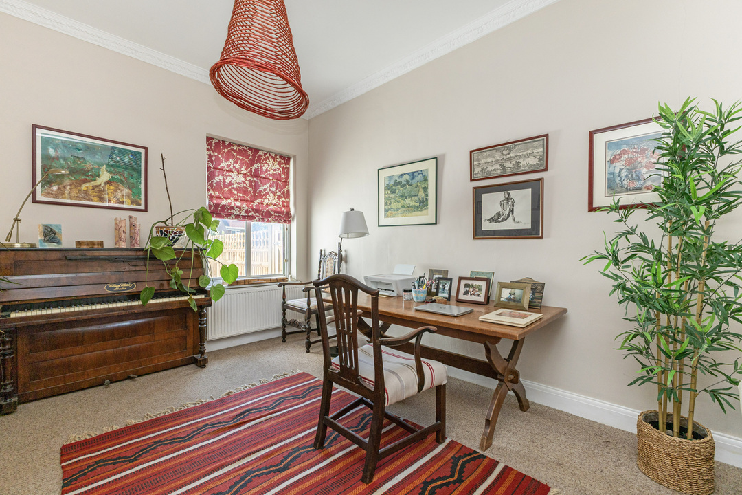 4 bed semi-detached house for sale in Montague Road, Ealing, London, W13  - Property Image 17