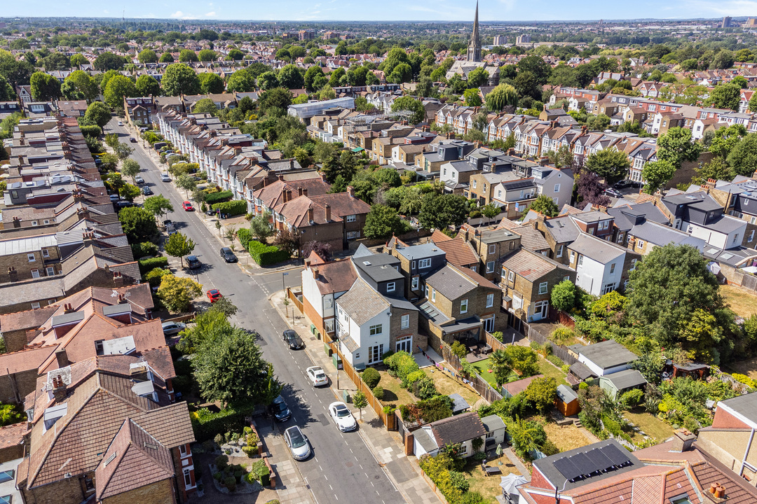 4 bed semi-detached house for sale in Montague Road, Ealing, London, W13  - Property Image 34