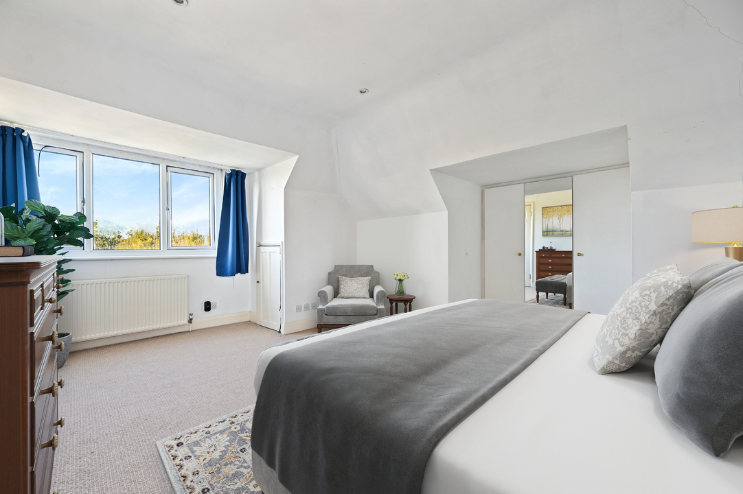 4 bed semi-detached house to rent in Princes Gardens, Acton, London, W3  - Property Image 13