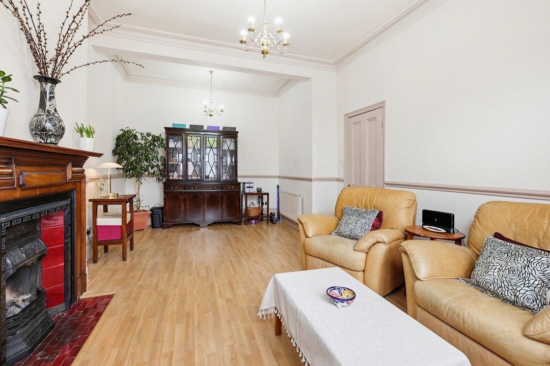 4 bed semi-detached house for sale in Montague Road, Ealing, London, W13  - Property Image 7