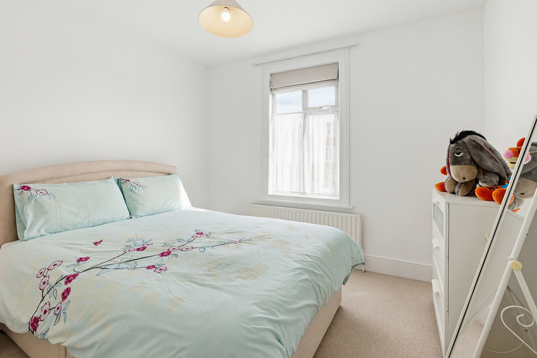 4 bed semi-detached house for sale in Montague Road, Ealing, London, W13  - Property Image 11